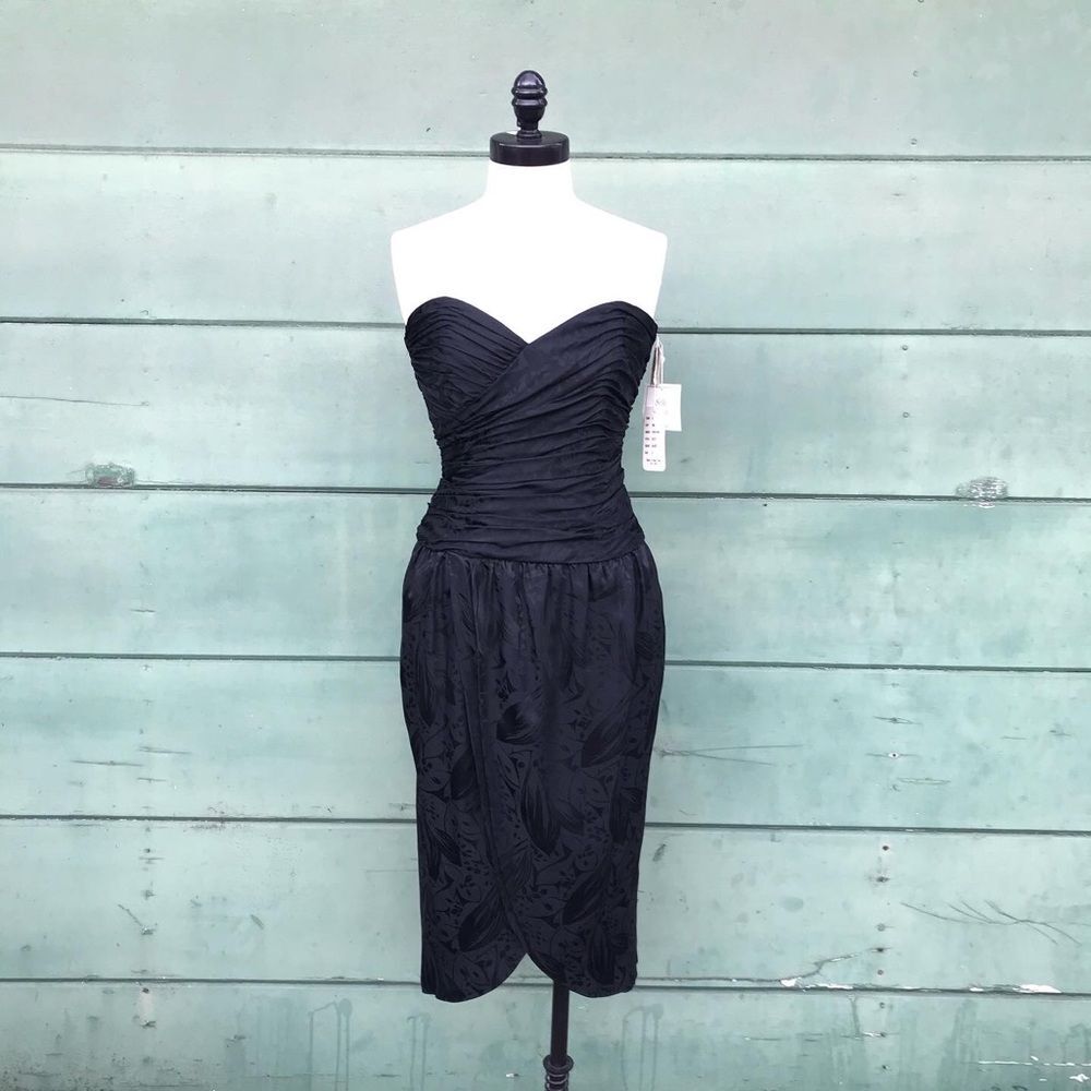 NWT 80’s 90’s Vintage SILK Cocktail Dress Sz 8